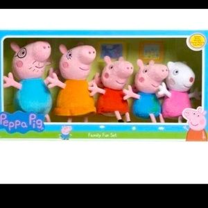 Peppa Pig Boxed Family Fun Plus Stuffed Doll Set of 5